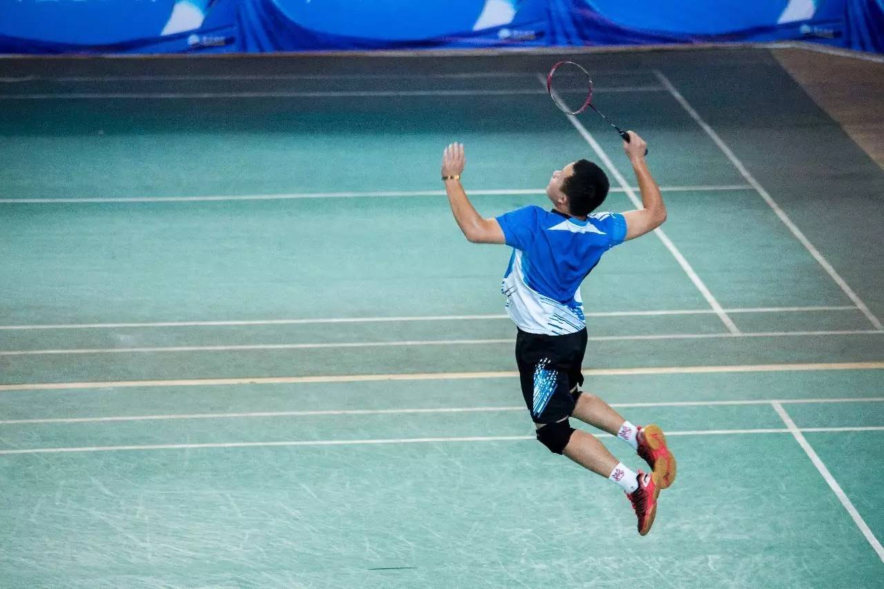 结合自己在 结合自己在