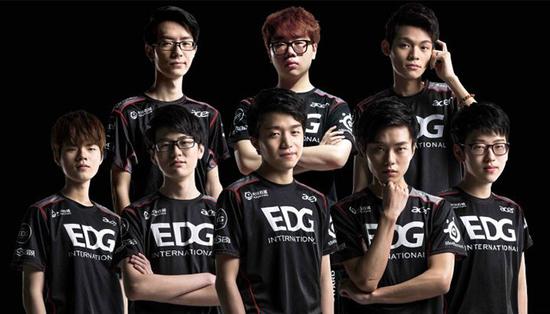 他们一步步 他们一步步