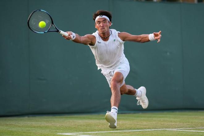 前接受采访 前接受采访