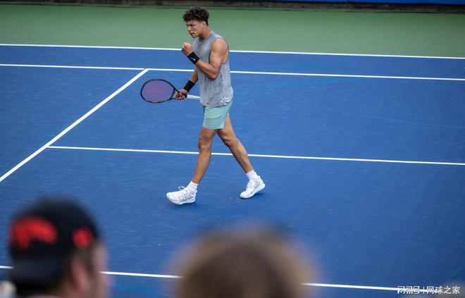 东的防线 东的防线