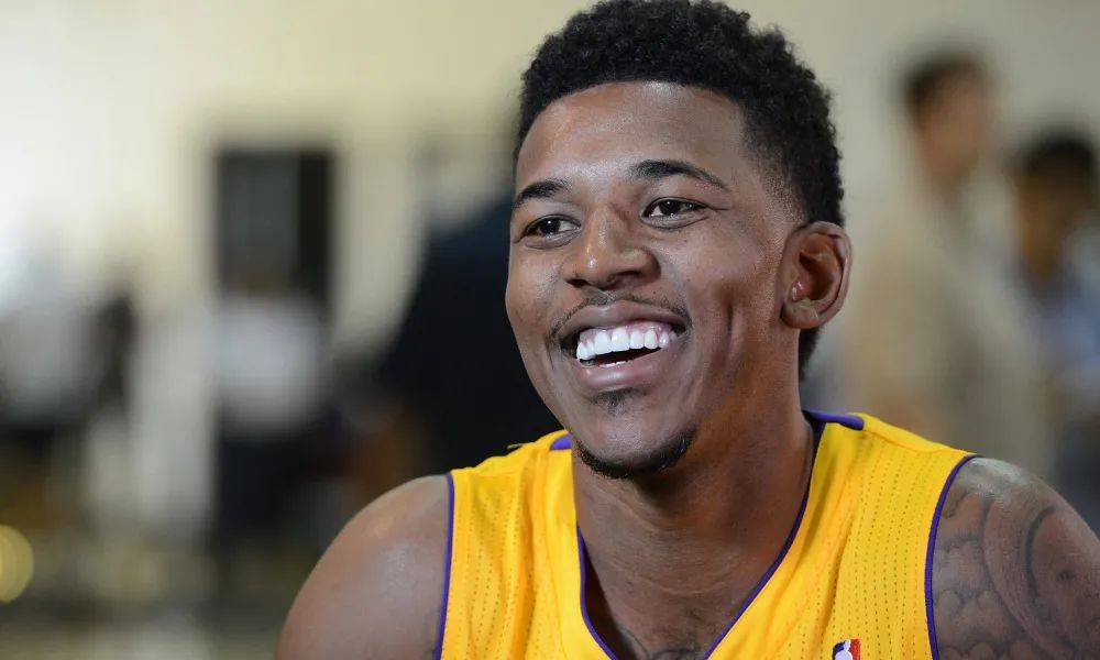 边路起速与 边路起速与